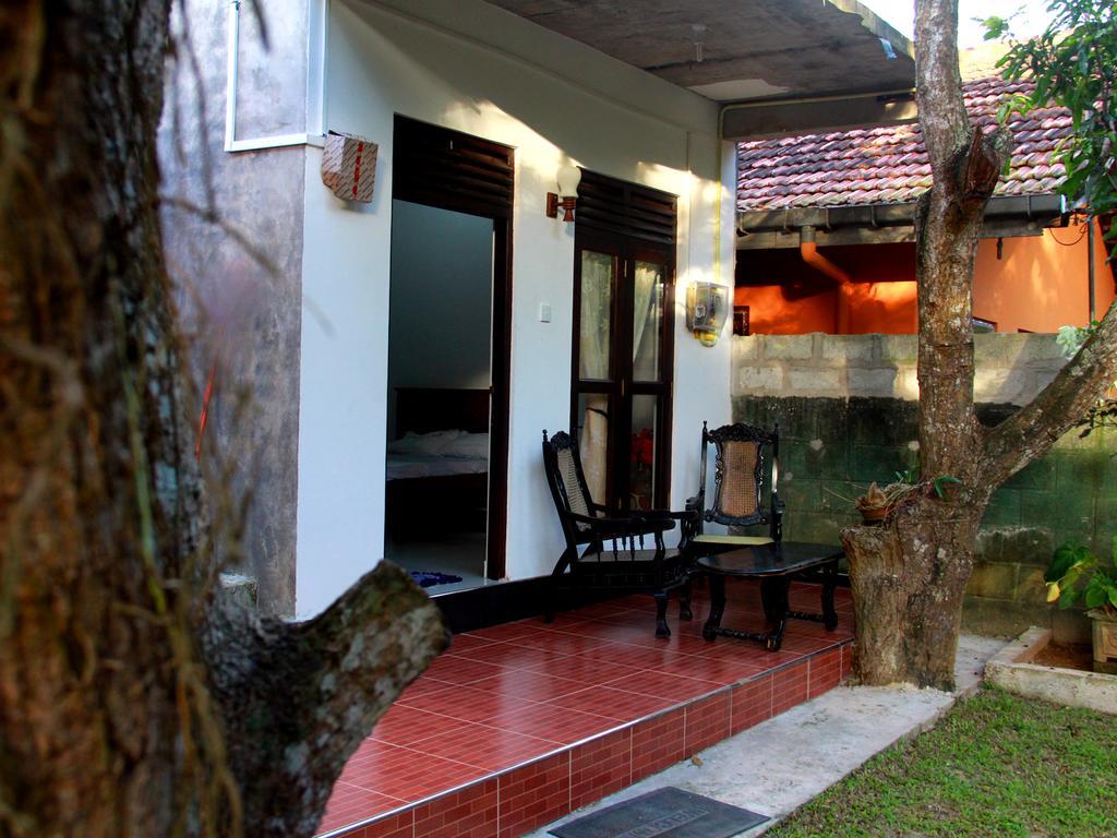 Lotus Villa Mirissa Exteriér fotografie